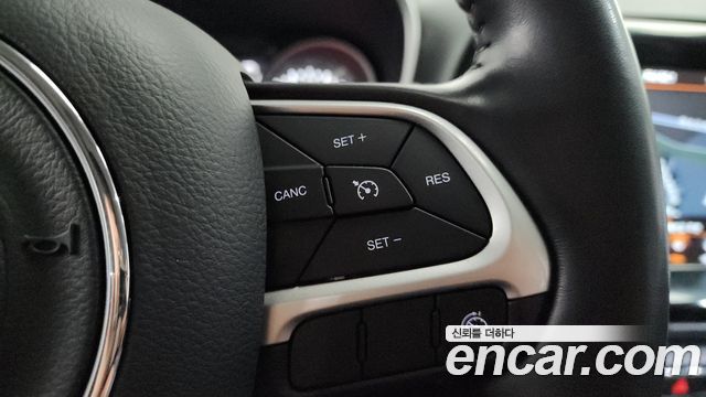 Jeep Compass 2021 — photo 23