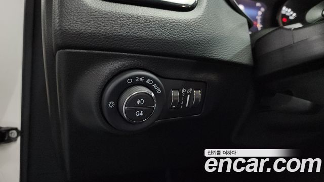 Jeep Compass 2021 — photo 29