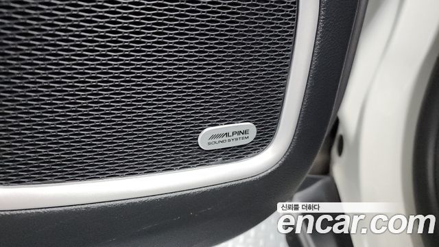 Jeep Compass 2021 — photo 35
