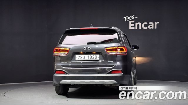 Kia Sorento 2015 — photo 4