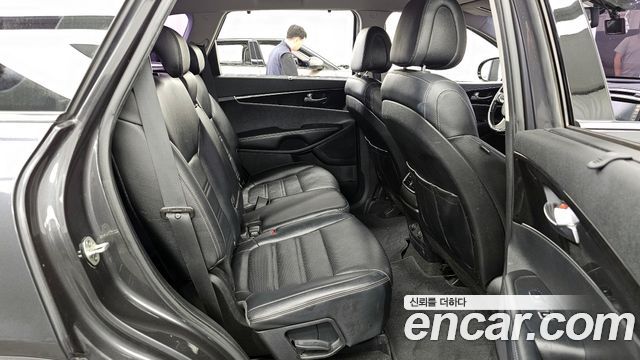 Kia Sorento 2015 — photo 12