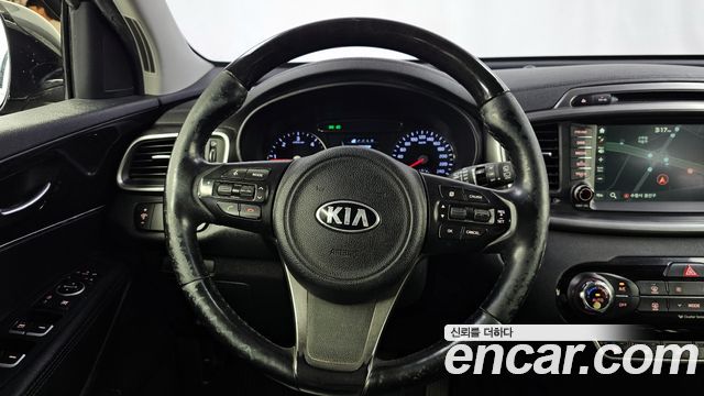 Kia Sorento 2015 — photo 13