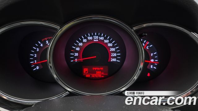 Kia Sorento 2012 — photo 8