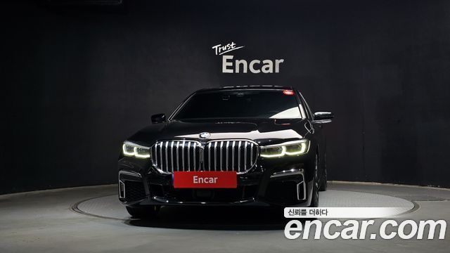 BMW 7-Series 2021 — photo 3
