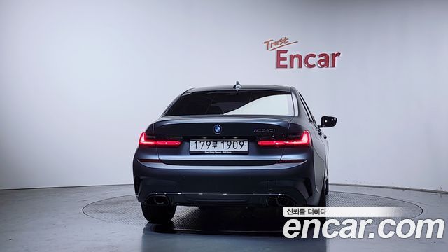 BMW 3-Series 2020 — photo 4
