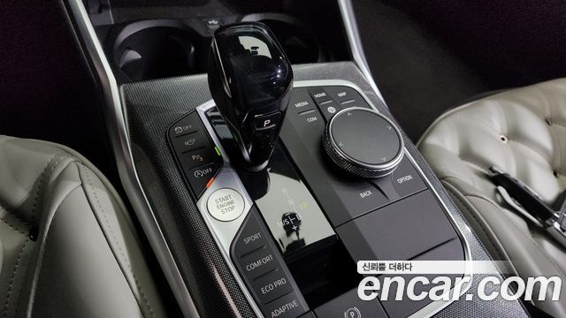 BMW 3-Series 2020 — photo 12