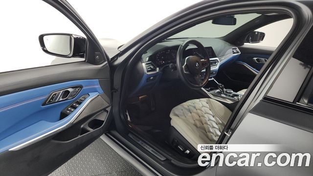 BMW 3-Series 2020 — photo 13