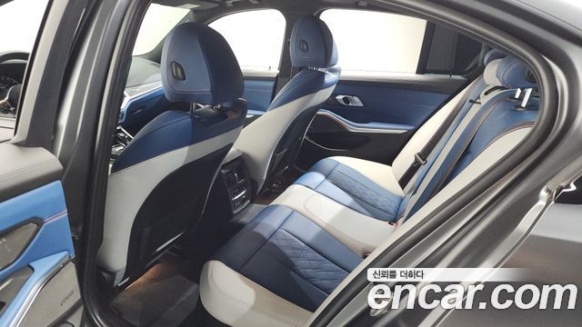 BMW 3-Series 2020 — photo 17