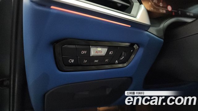 BMW 3-Series 2020 — photo 26