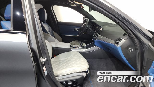 BMW 3-Series 2020 — photo 16