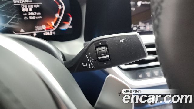 BMW 3-Series 2020 — photo 27