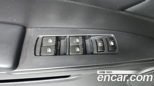 KG Mobility KORANDO 2016 — photo 28