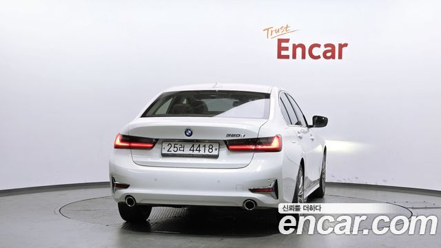 BMW 3-Series 2019 — photo 4