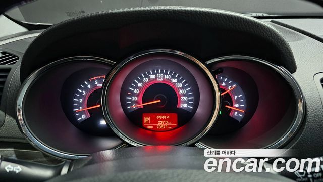 Kia Sorento 2011 — photo 8