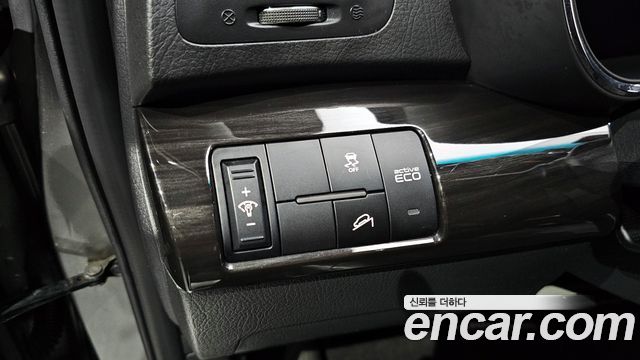 Kia Sorento 2011 — photo 17