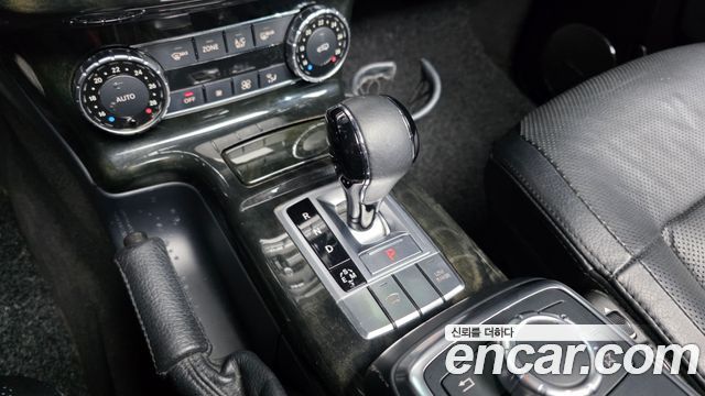 Mercedes-Benz G-Class 2014 — photo 9