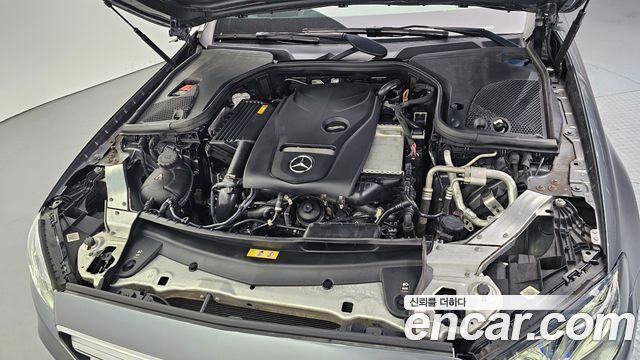 Mercedes-Benz E-Class 2019 — photo 6