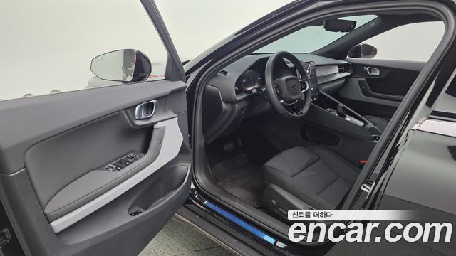 Polestar Polestar 2 2025 — photo 13