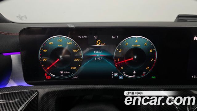 Mercedes-Benz CLA-Class 2021 — photo 11