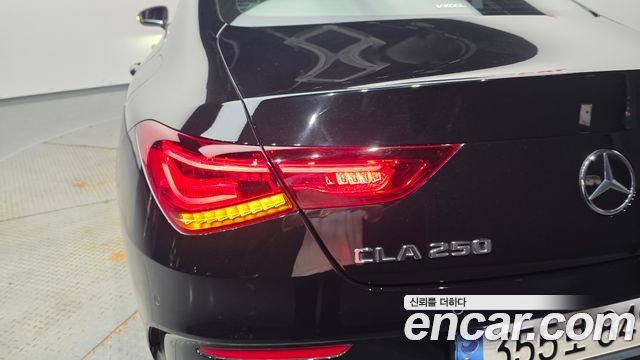 Mercedes-Benz CLA-Class 2021 — photo 9