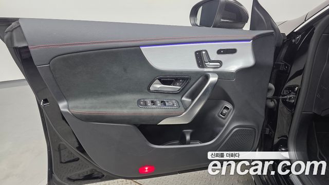 Mercedes-Benz CLA-Class 2021 — photo 14