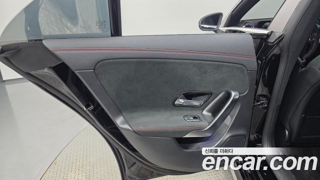Mercedes-Benz CLA-Class 2021 — photo 15