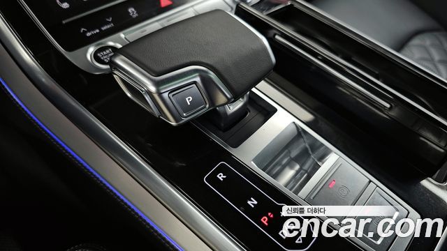 Audi Q7 2025 — photo 12