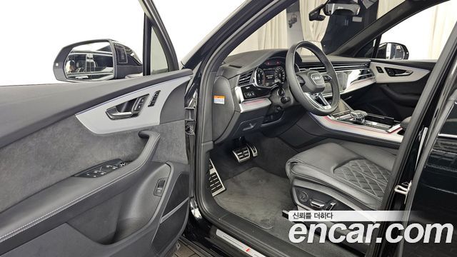 Audi Q7 2025 — photo 13