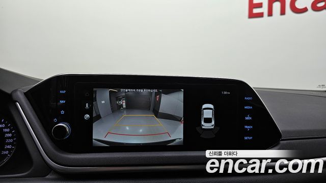 Hyundai Sonata 2022 — photo 21