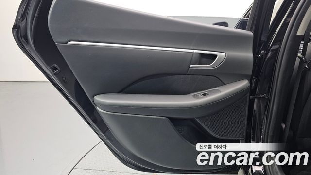 Hyundai Sonata 2022 — photo 15
