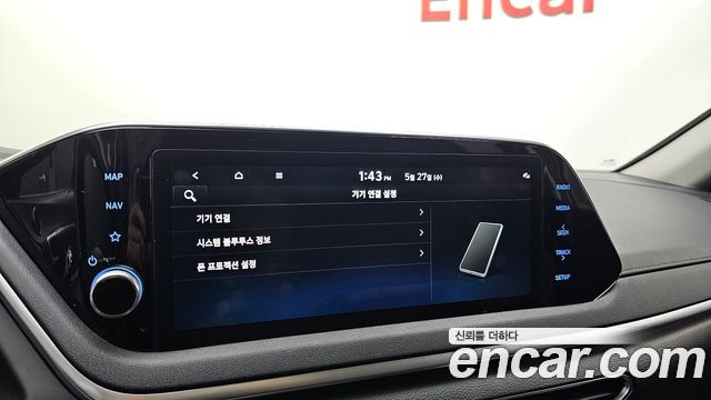 Hyundai Sonata 2022 — photo 29