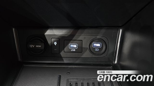 Hyundai Sonata 2022 — photo 30