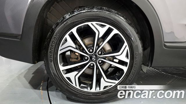 Hyundai Santafe 2019 — photo 5
