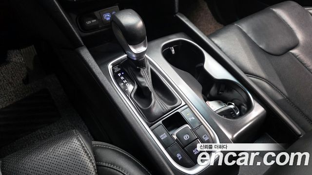 Hyundai Santafe 2019 — photo 12
