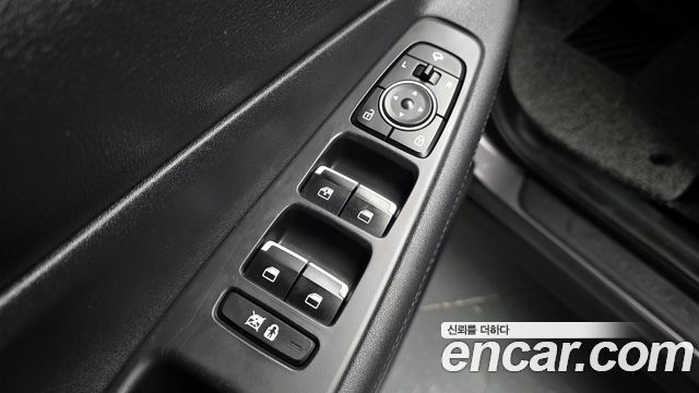 Hyundai Santafe 2019 — photo 24