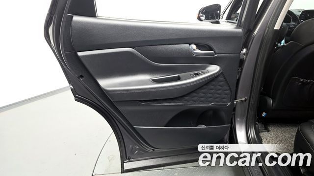 Hyundai Santafe 2019 — photo 14