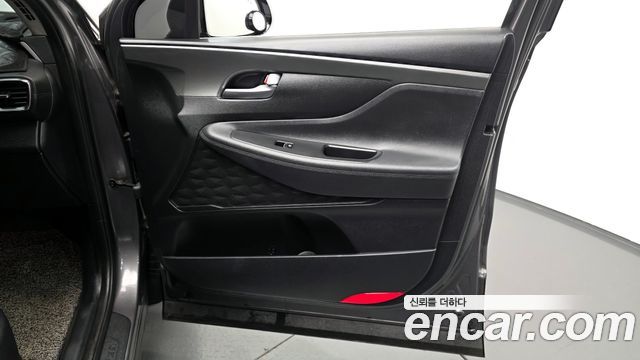 Hyundai Santafe 2019 — photo 15