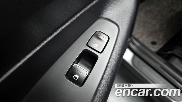 Hyundai Santafe 2019 — photo 33