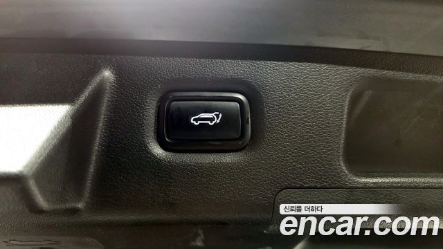 Hyundai Santafe 2019 — photo 35