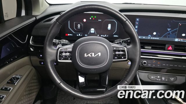 Kia Canival 2025 — photo 12