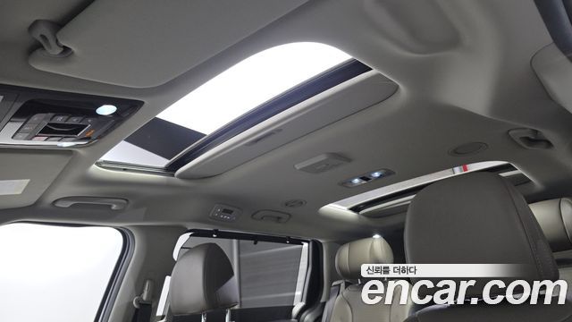 Kia Canival 2025 — photo 19