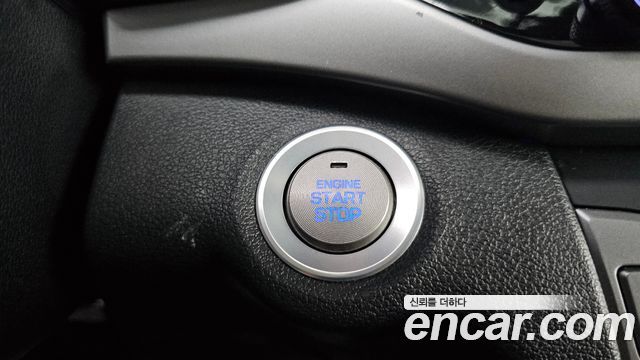 Hyundai AVANTE 2018 — photo 19