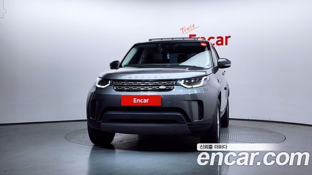Land Rover Discovery 2019 — photo 3