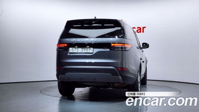 Land Rover Discovery 2019 — photo 4