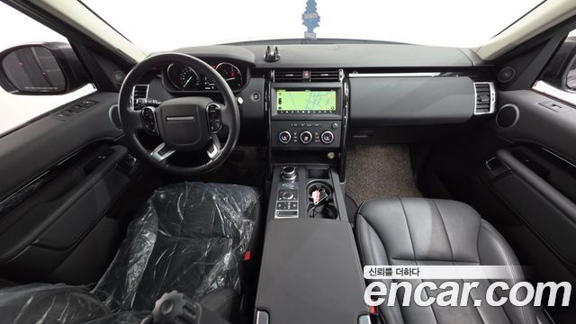 Land Rover Discovery 2019 — photo 7