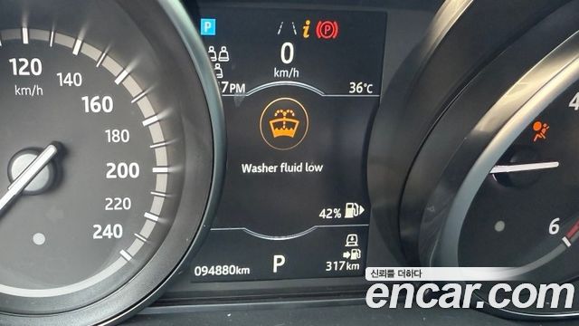 Land Rover Discovery 2019 — photo 8
