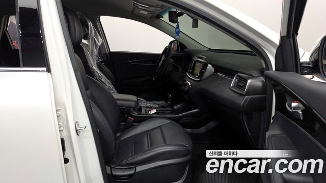 Kia Sorento 2016 — photo 11