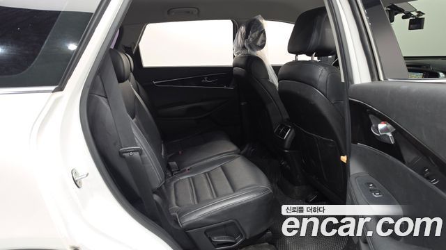 Kia Sorento 2016 — photo 12