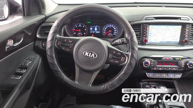 Kia Sorento 2016 — photo 13