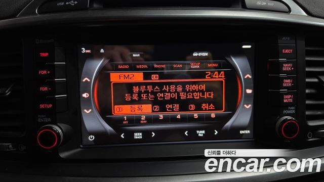 Kia Sorento 2016 — photo 17